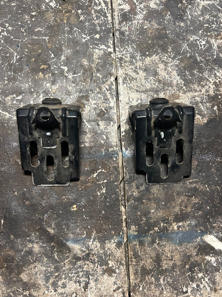 1995-97 7.3 power stroke radiator brackets