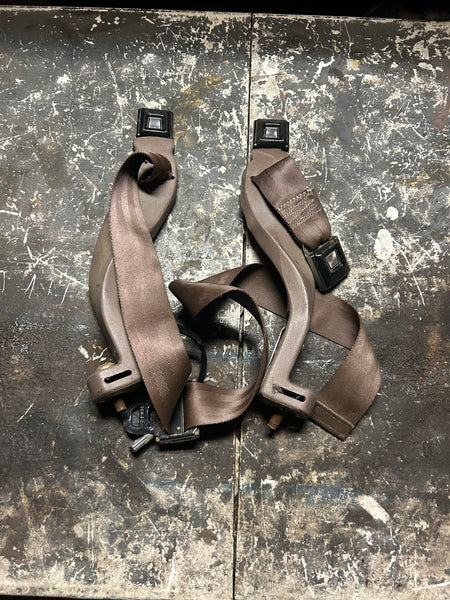 1992-97 40/20/40 jump seat seatbelts