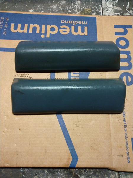 1987-91 bronco rear armrest