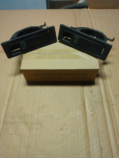 Ford 1992-97 f-series and Bronco rear cupholders