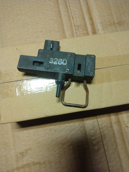 Ford 1992-97 f-series and Bronco glove box latch with light