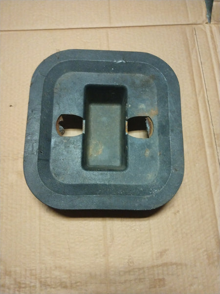 Ford 1980-96 bronco rear seat floor pan