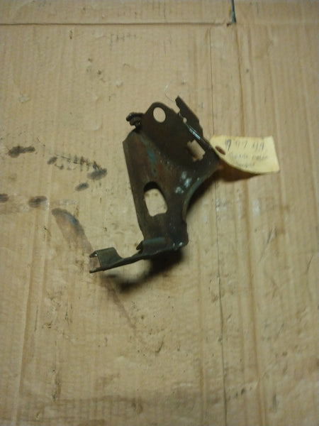 1986-97 f-series and Bronco throttle cable bracket (4.9)