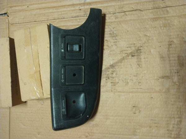 1987-91 lower left dash bezel (black)